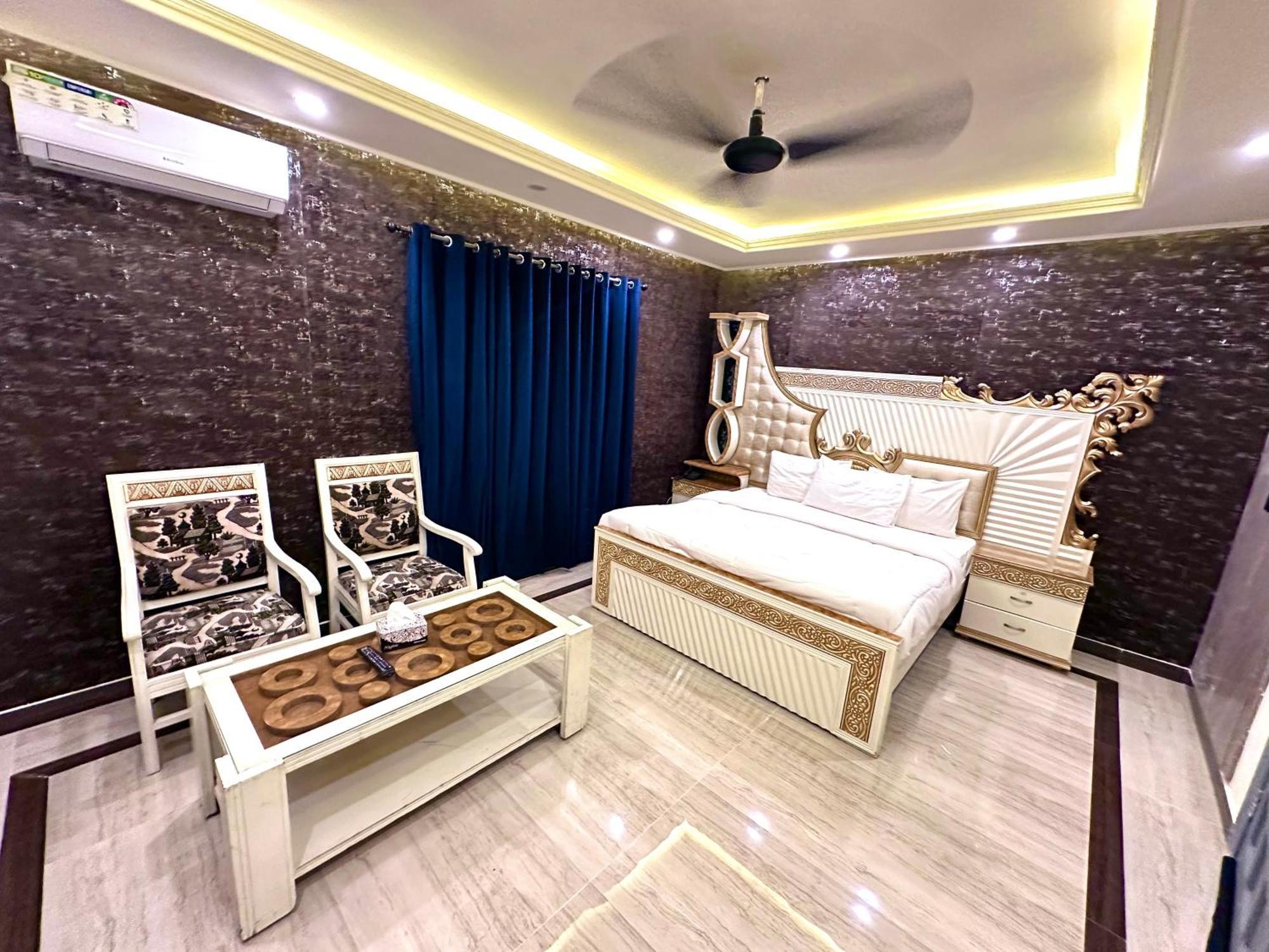 Hotel Blue Moon Continental Islamabad Esterno foto